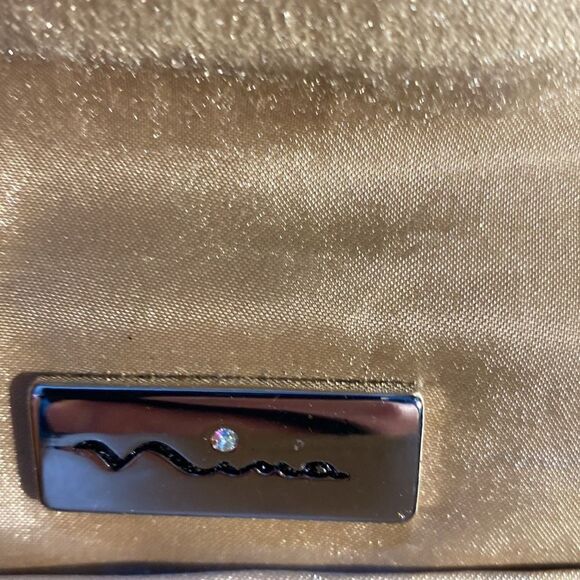 Lina Labella Platino Baby Gold Glitter Clotch Bag with strap - Picture 8 of 11